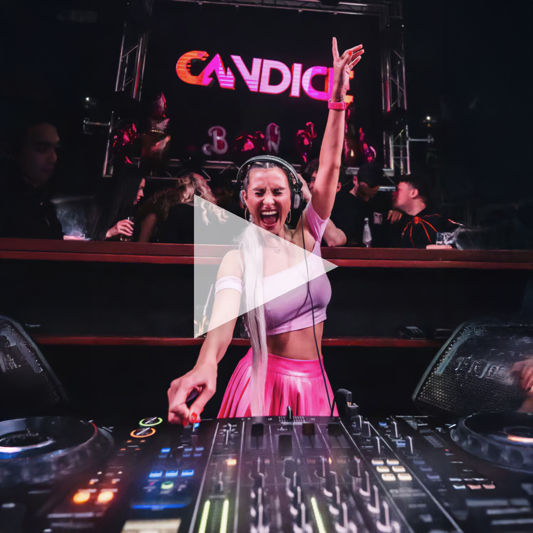 Otwórz nagranie z występu CANDICE